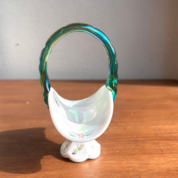 Fenton Mini Basket White 4.5" Iridescent Peacock Tail Floral Signed QVC 2001 - Picture 4 of 11